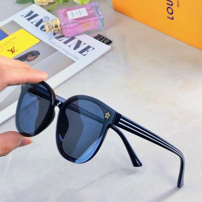 Resilient Louis Vuitton Sunglasses 280722