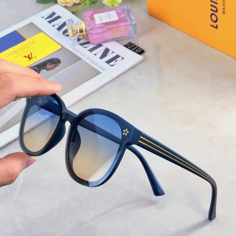 Resilient Louis Vuitton Sunglasses 280722