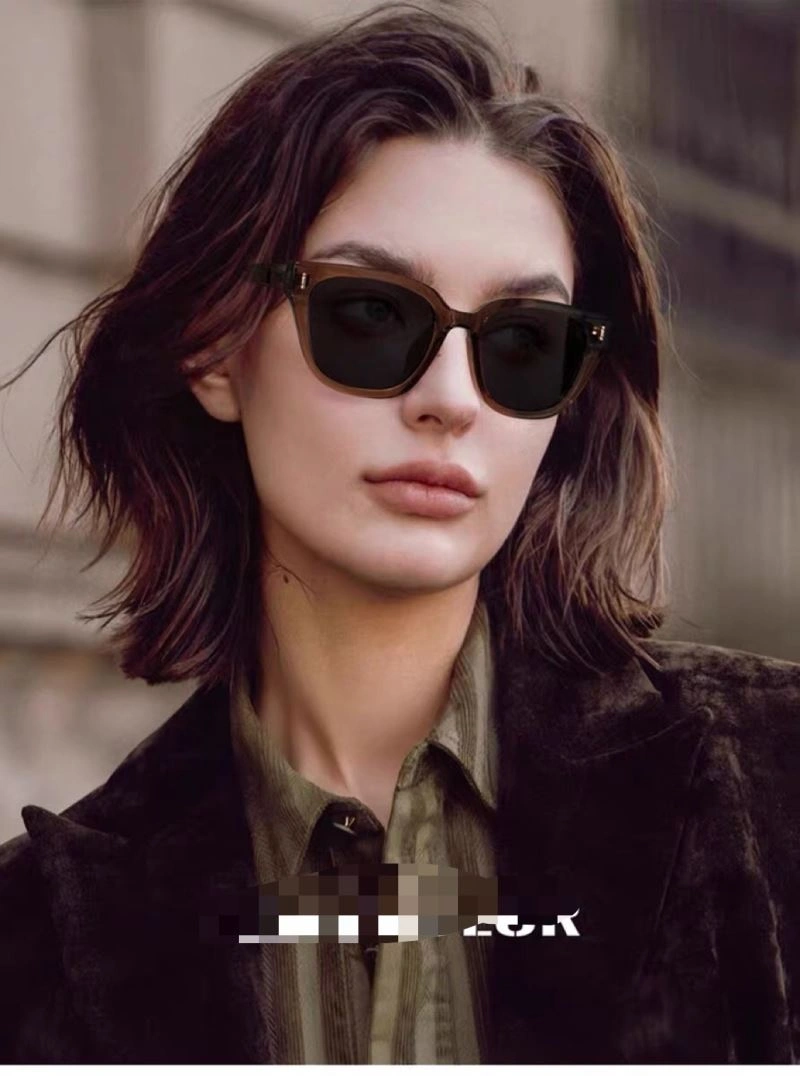 Louis Vuitton Sunglasses Youthful 280720