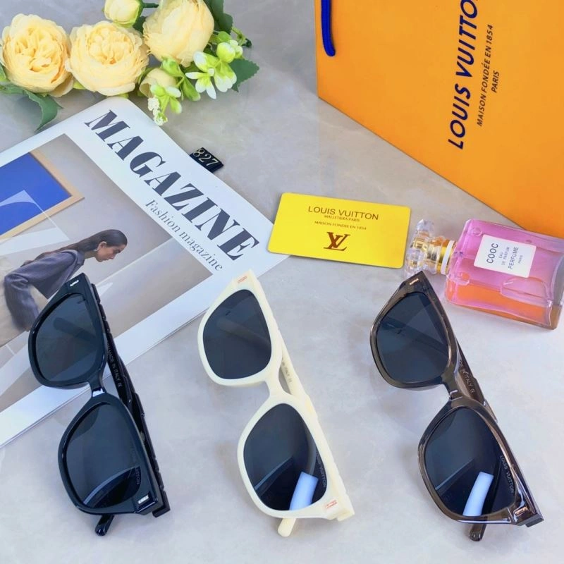 Louis Vuitton Sunglasses Youthful 280720