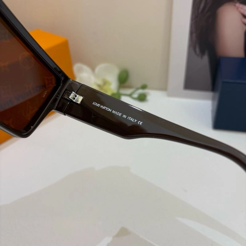 Thermal Louis Vuitton Sunglasses 280715