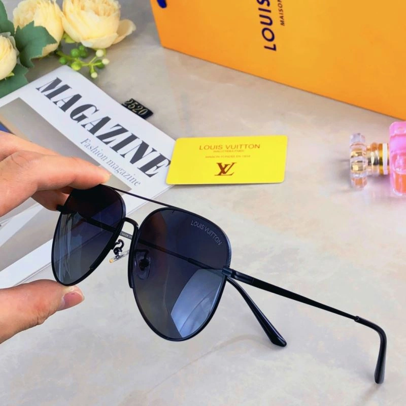 Louis Vuitton Sunglasses EasyMatch 280710