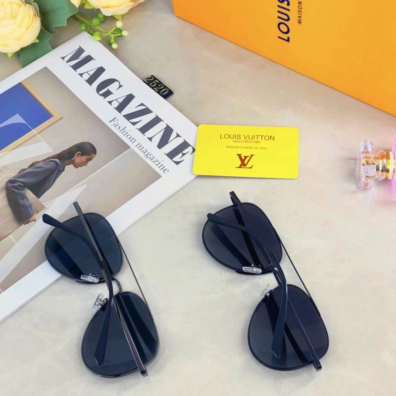 Louis Vuitton Sunglasses EasyMatch 280710