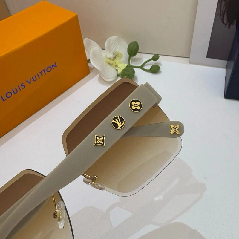 Louis Vuitton Sunglasses EyeCatching 280689