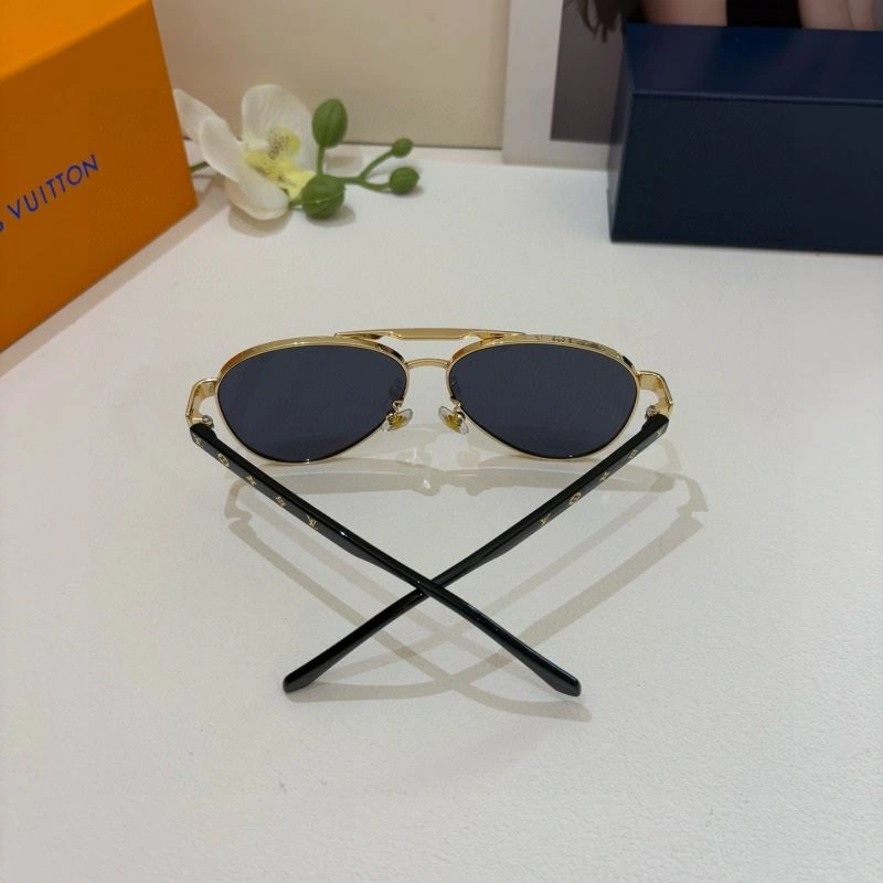 Louis Vuitton Sunglasses Colorful 280693