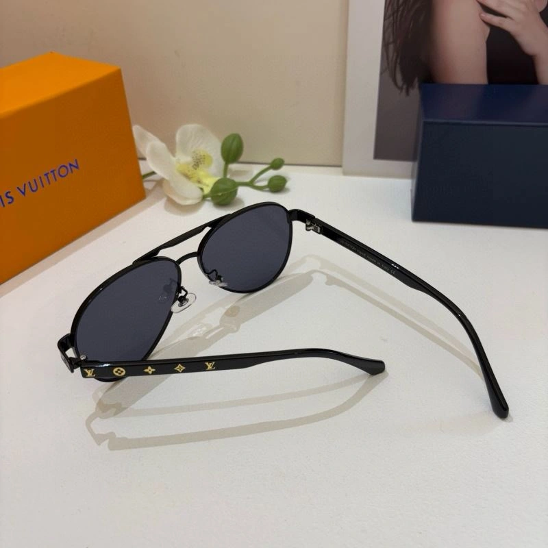 Louis Vuitton Sunglasses TimelessDesign 280692