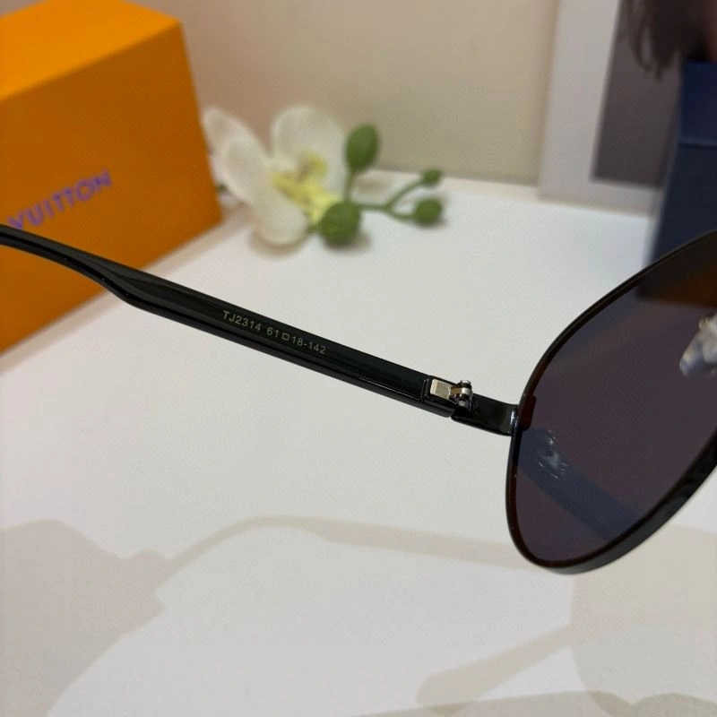 Louis Vuitton Sunglasses TimelessDesign 280692