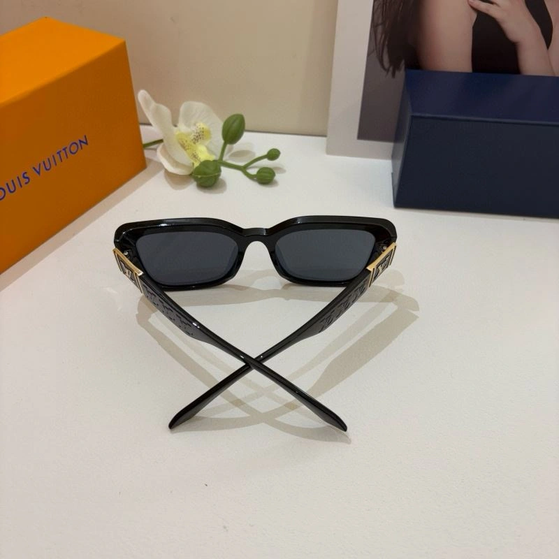 Attractive Louis Vuitton Sunglasses 280687