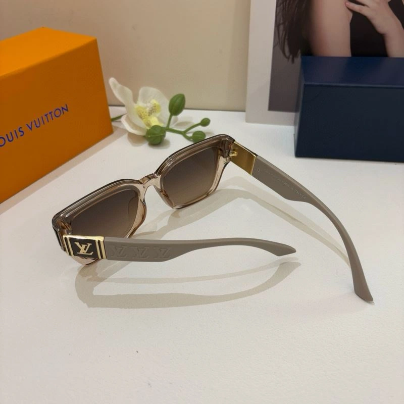 Louis Vuitton Sunglasses Flexible 280700