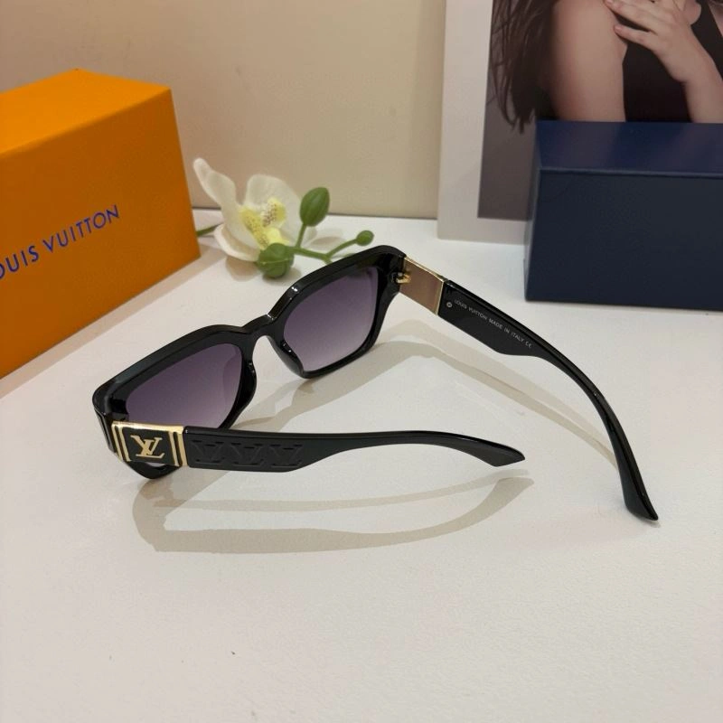 Sophisticated Louis Vuitton Sunglasses 280686