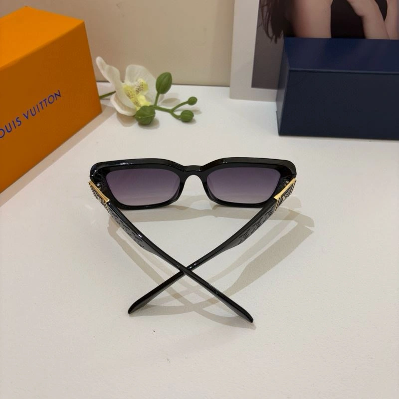 Sophisticated Louis Vuitton Sunglasses 280686
