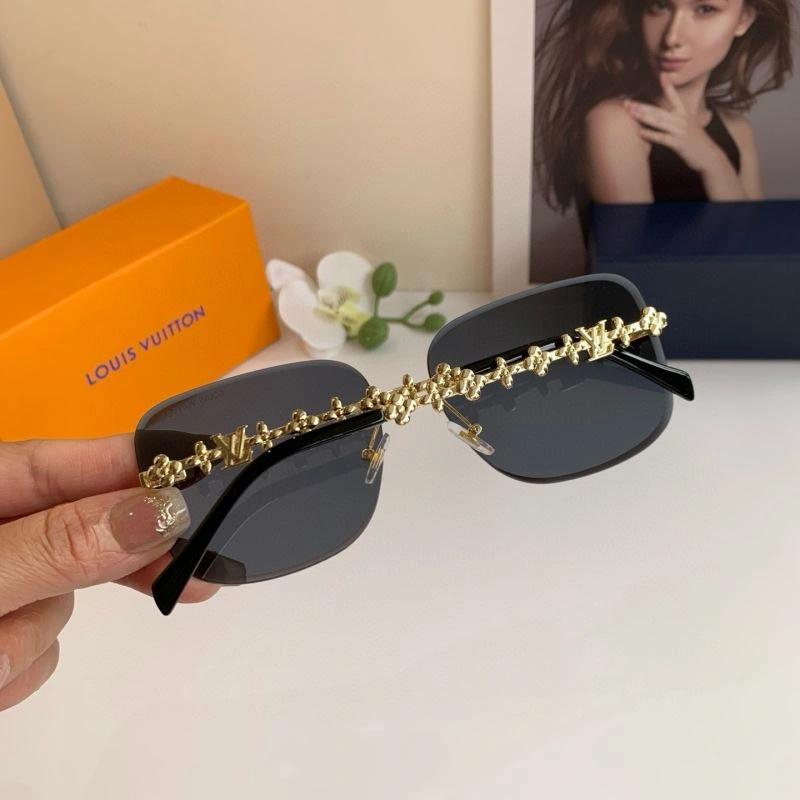 Trendy Louis Vuitton Sunglasses 280697