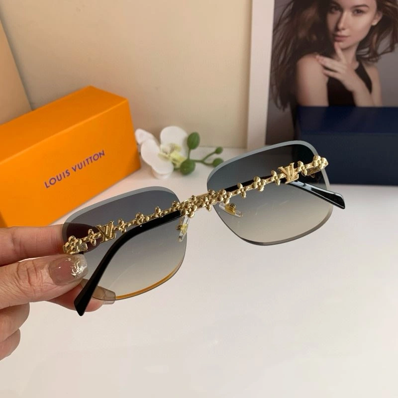 Louis Vuitton Sunglasses Snug 280701