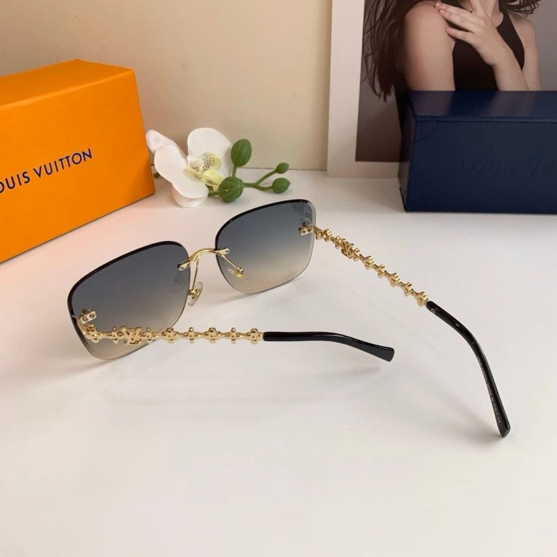 Louis Vuitton Sunglasses Snug 280701