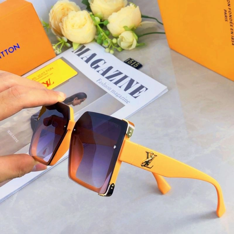 Casual Louis Vuitton Sunglasses 280706