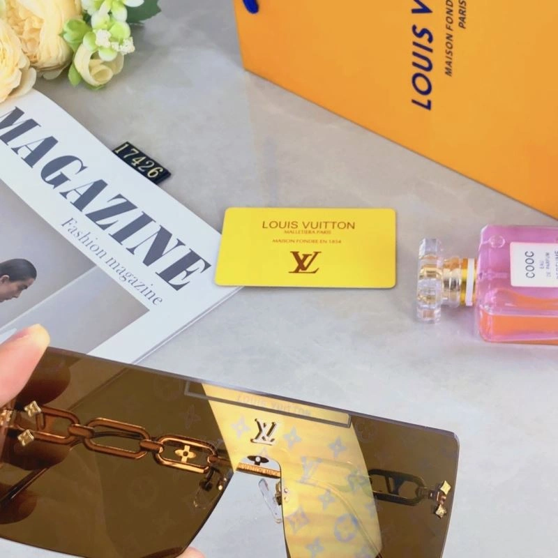 Cozy Louis Vuitton Sunglasses 280704