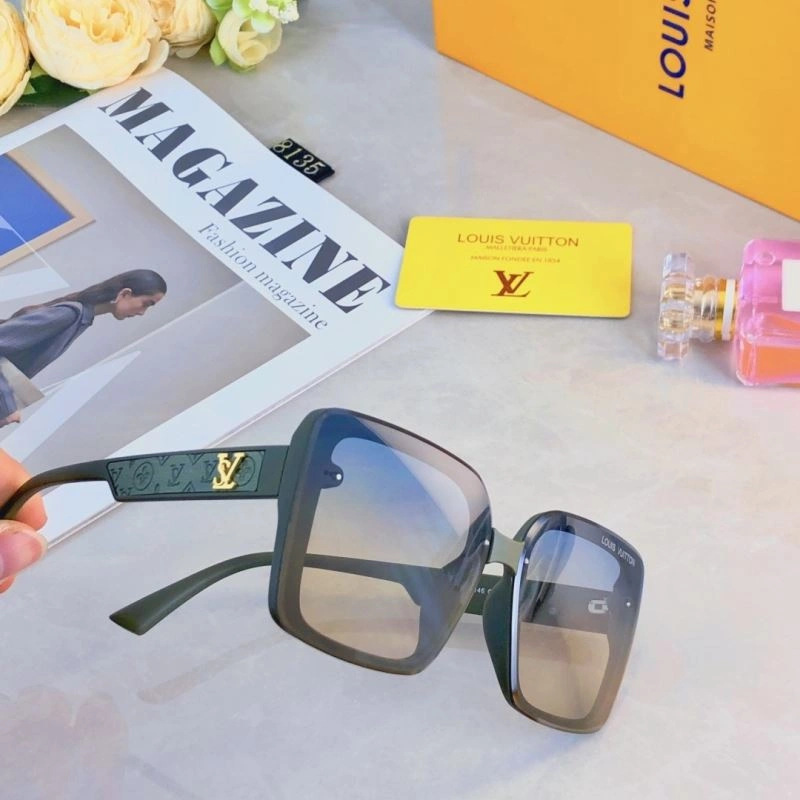 Louis Vuitton Sunglasses Breathable 280716