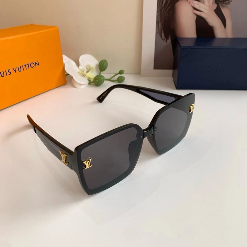 Louis Vuitton Sunglasses MoistureWicking 280690