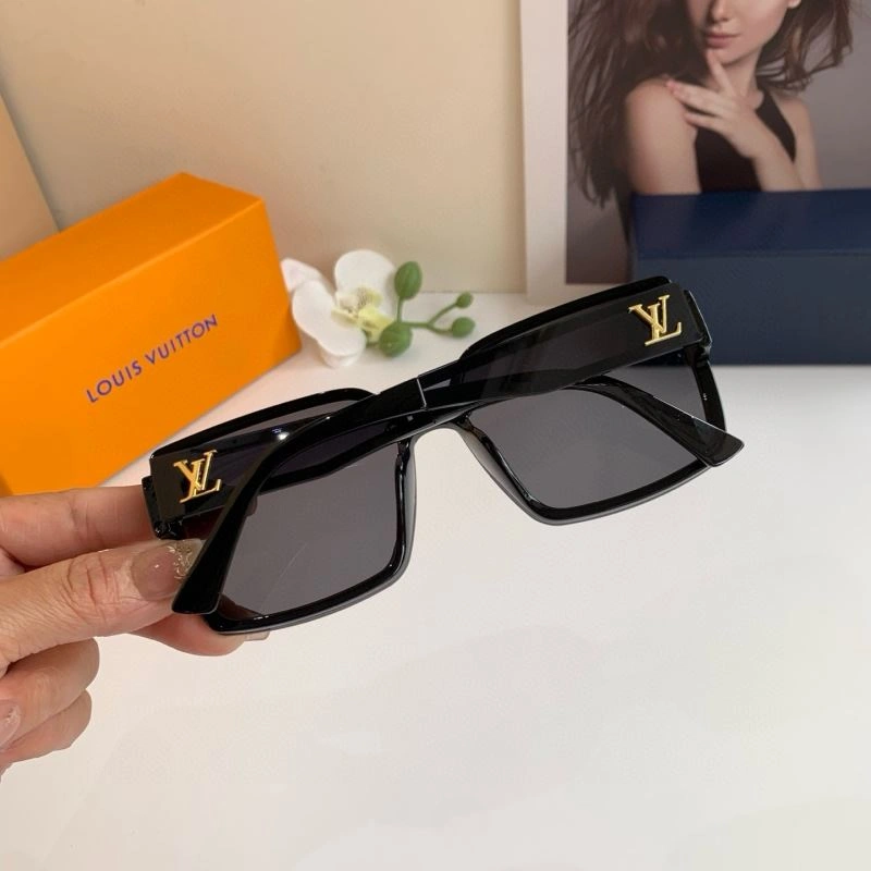 Louis Vuitton Sunglasses MoistureWicking 280690