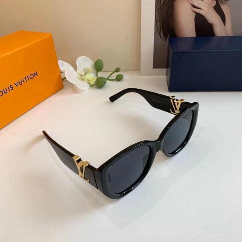 Upgraded Louis Vuitton Sunglasses 280683