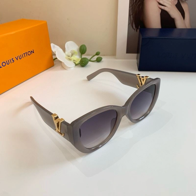 UrbanChic Louis Vuitton Sunglasses 280684