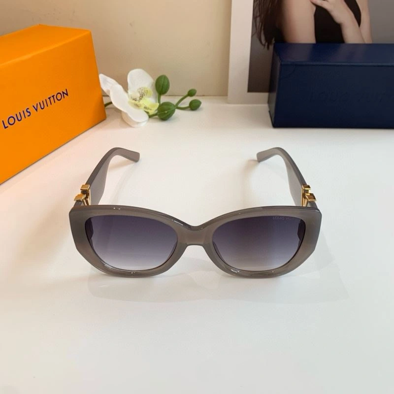 UrbanChic Louis Vuitton Sunglasses 280684