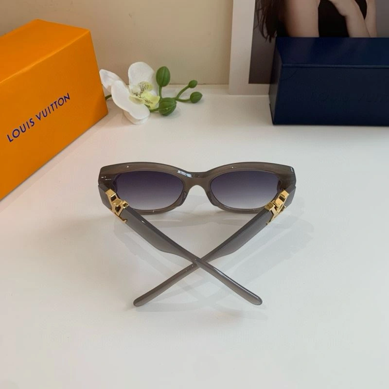 UrbanChic Louis Vuitton Sunglasses 280684