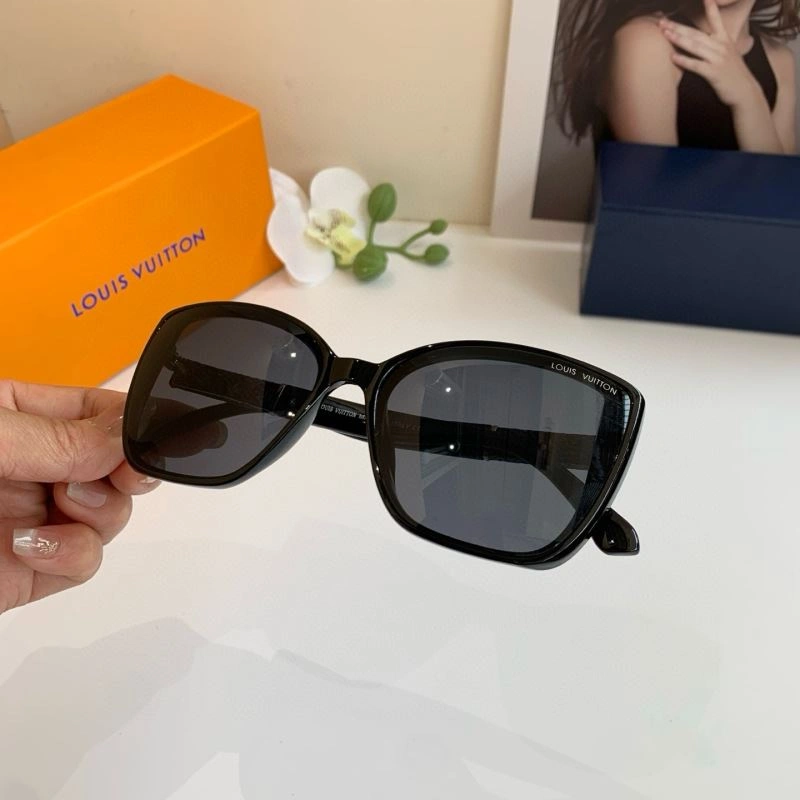 Louis Vuitton Sunglasses HighQuality 280681