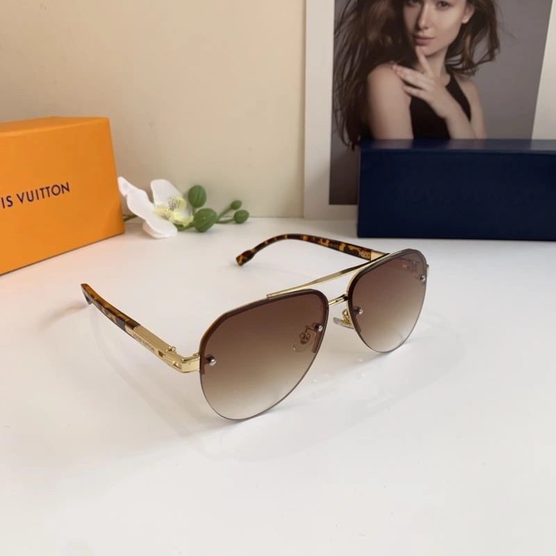 Functional Louis Vuitton Sunglasses 280661