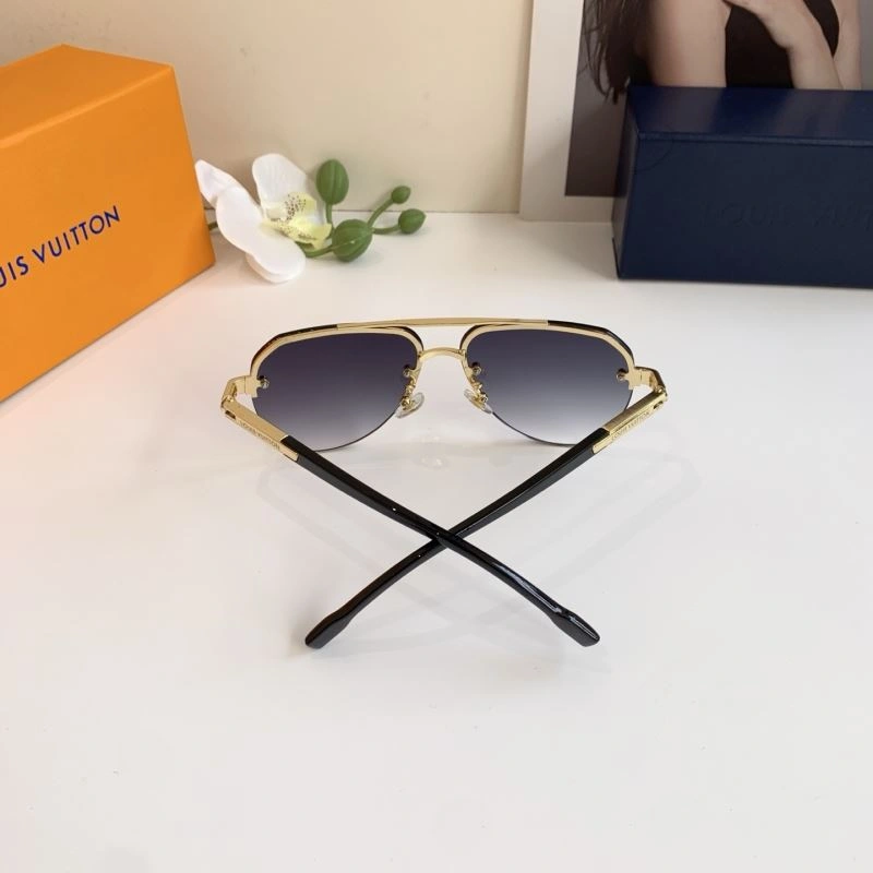 Bright Louis Vuitton Sunglasses 280666