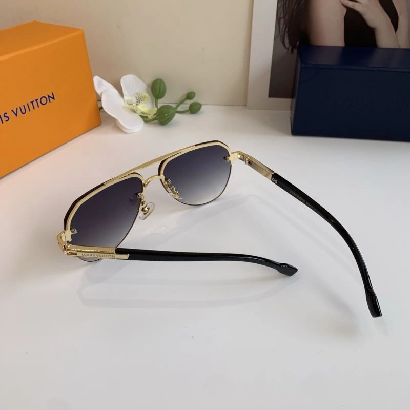 Bright Louis Vuitton Sunglasses 280666