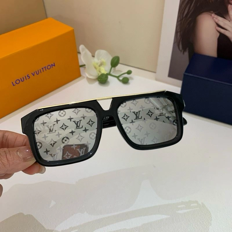 Louis Vuitton Sunglasses ComfortFit 280647