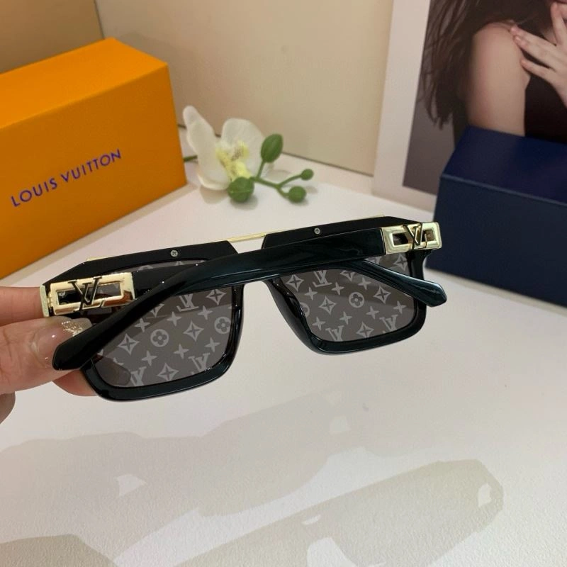 Louis Vuitton Sunglasses ComfortFit 280647