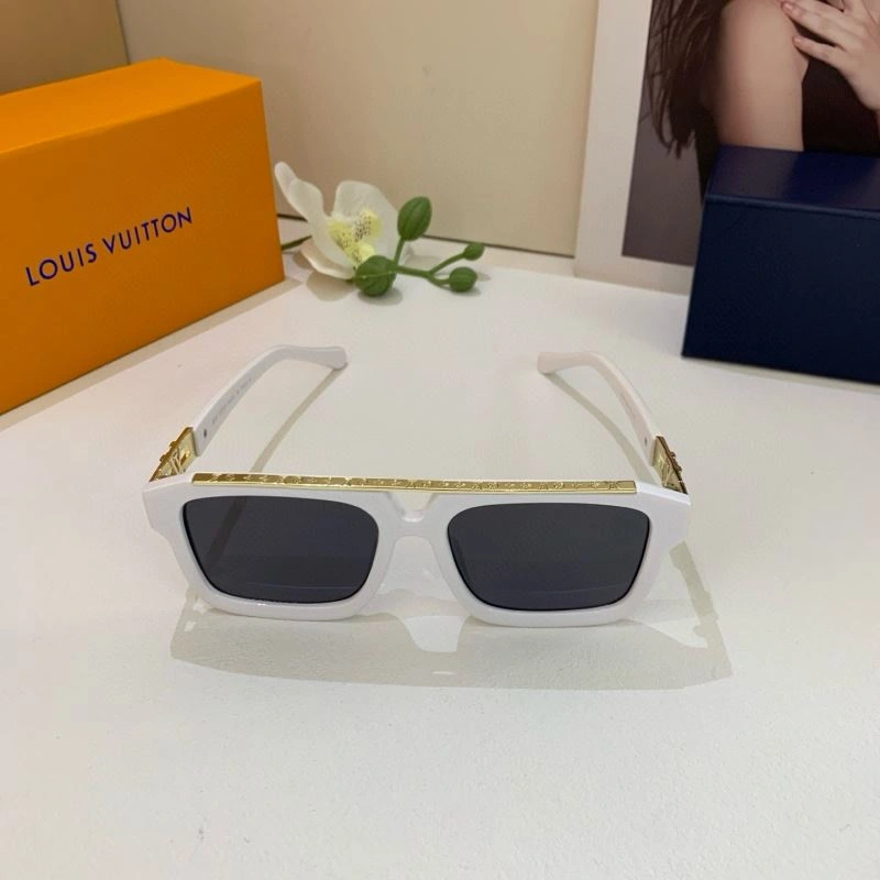 Attractive Louis Vuitton Sunglasses 280654
