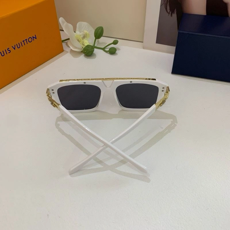 Attractive Louis Vuitton Sunglasses 280654