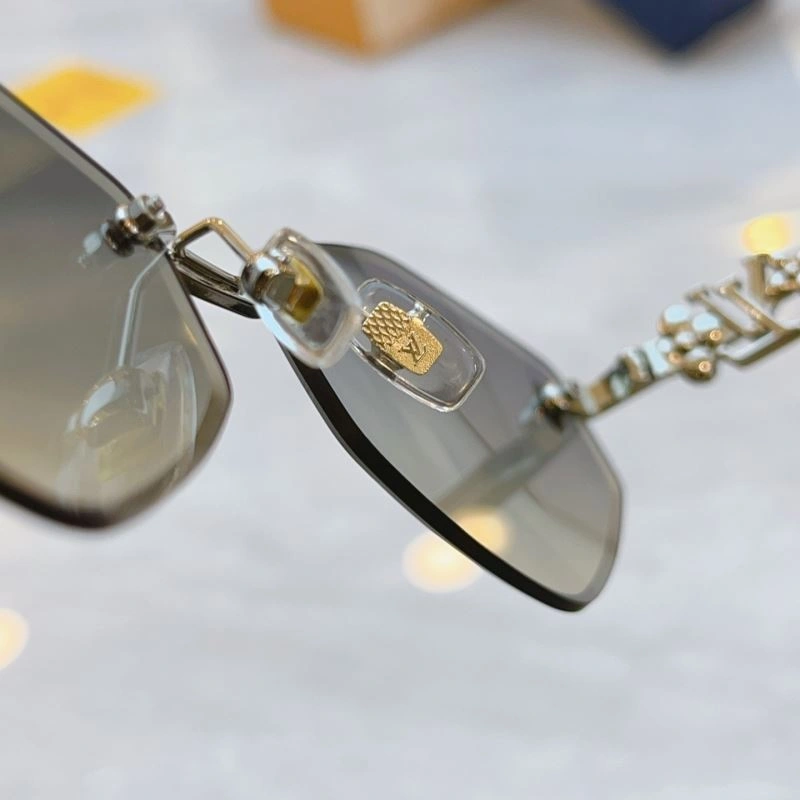 Breathable Louis Vuitton Sunglasses 280674