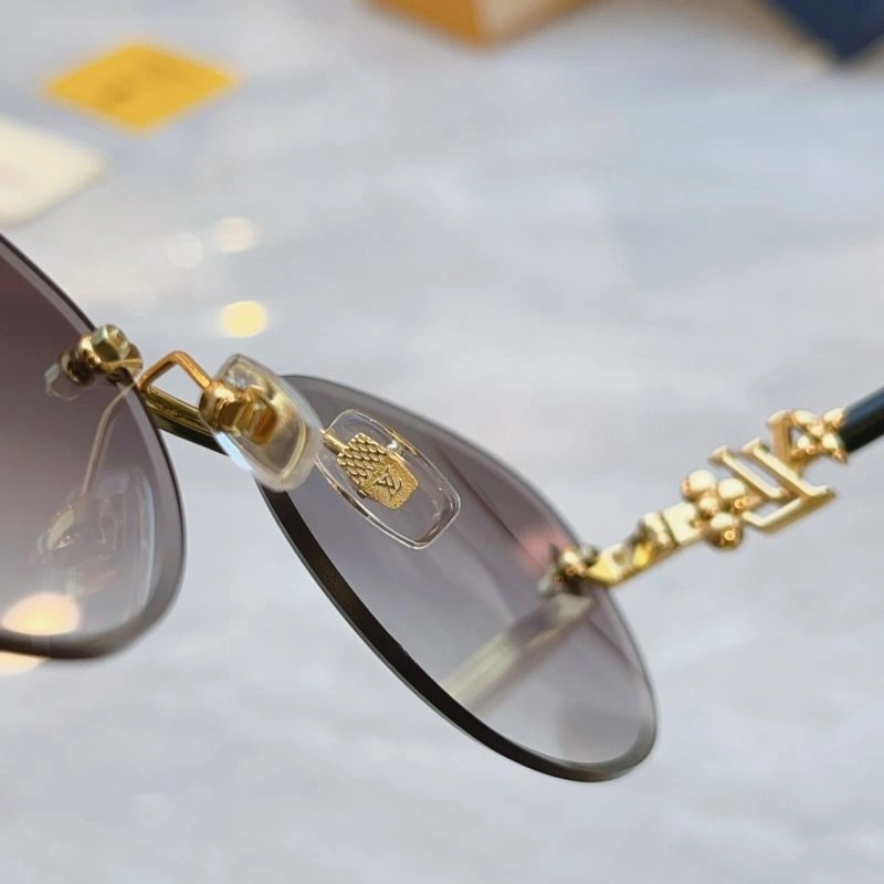 Louis Vuitton Sunglasses HighQuality 280677