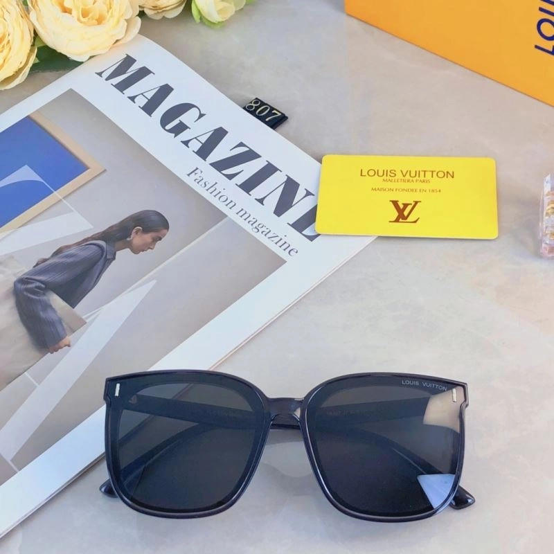 Louis Vuitton Sunglasses Contemporary 280658