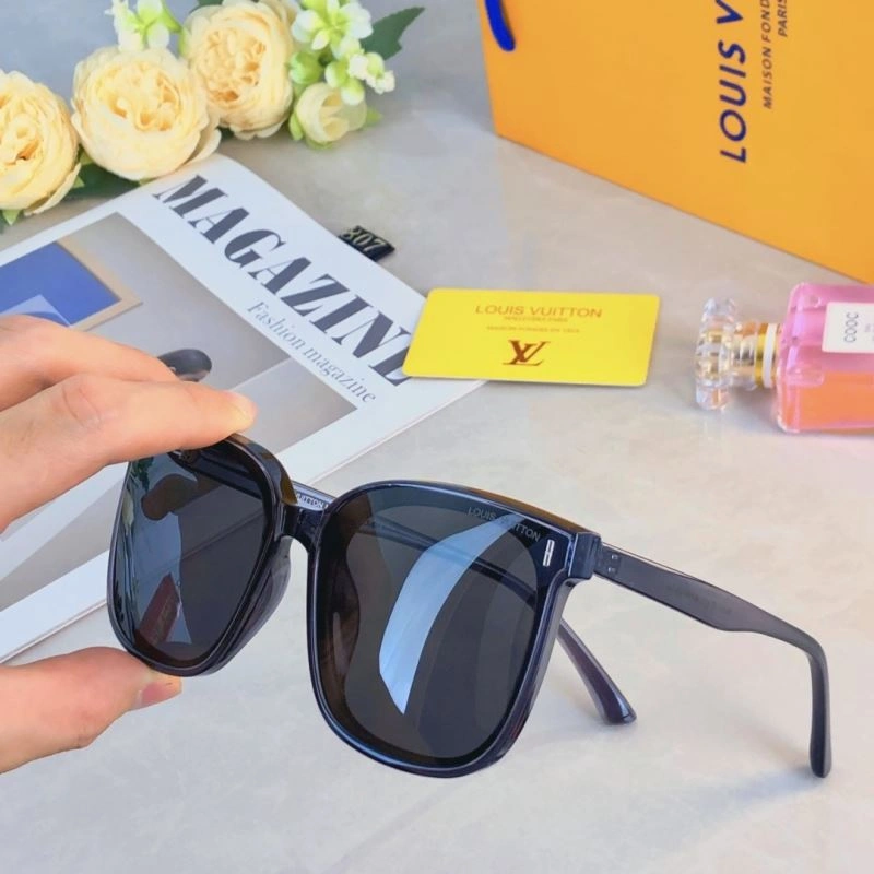 Louis Vuitton Sunglasses Contemporary 280658