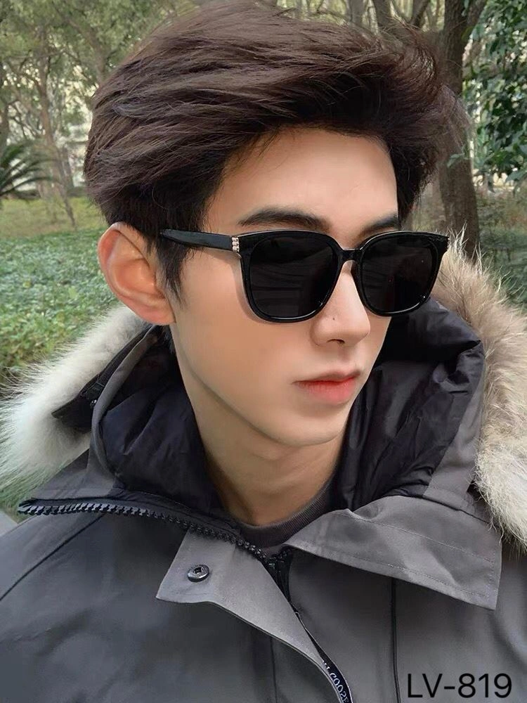 Louis Vuitton Sunglasses Packable 280676