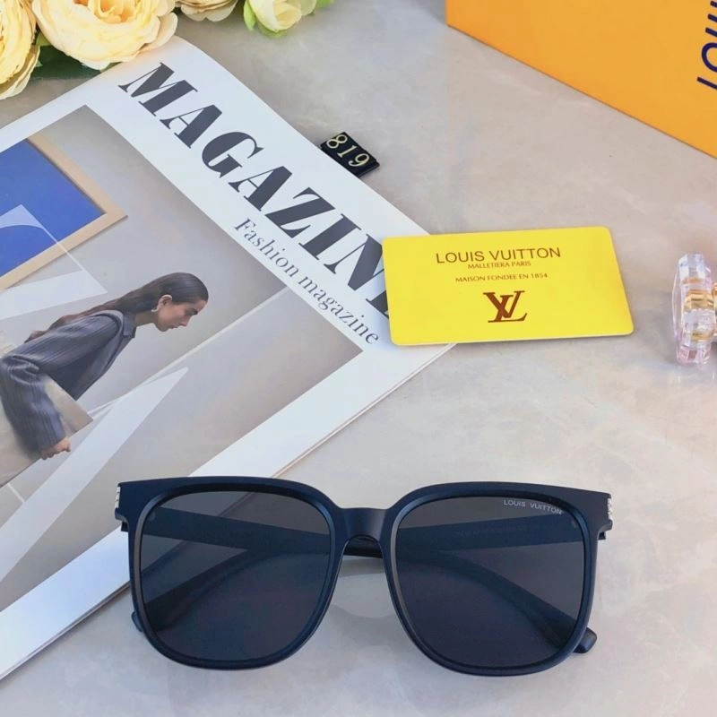 Louis Vuitton Sunglasses Packable 280676