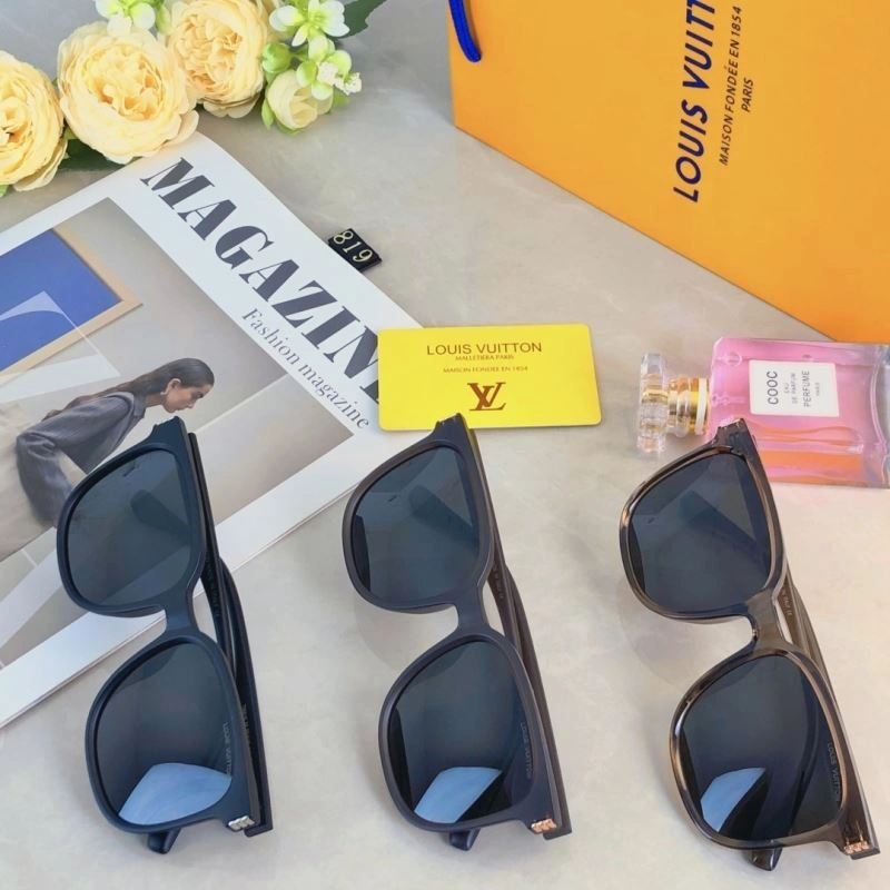 Louis Vuitton Sunglasses Packable 280676