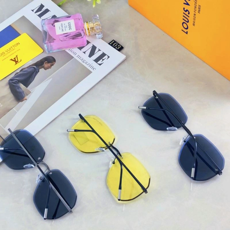 Louis Vuitton Sunglasses WaterResistant 280665
