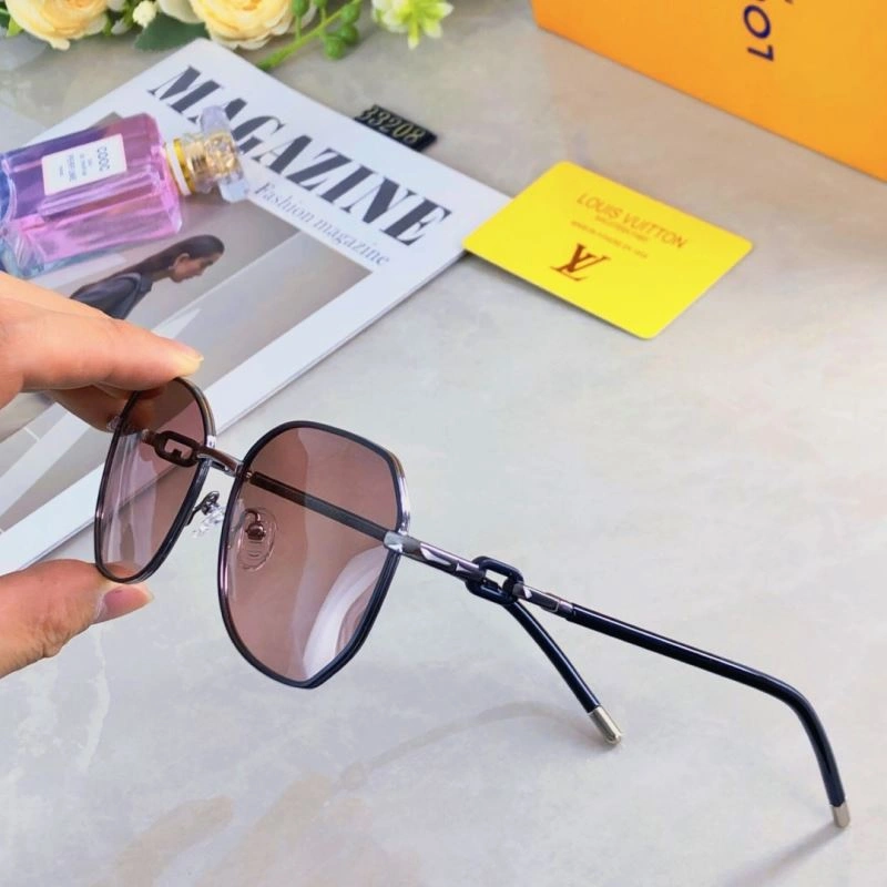 Supportive Louis Vuitton Sunglasses 280662