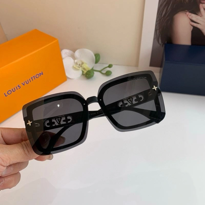 Louis Vuitton Sunglasses Minimalist 280664