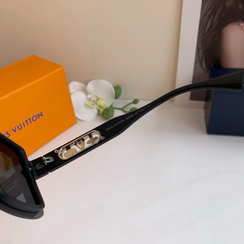 Louis Vuitton Sunglasses Minimalist 280664