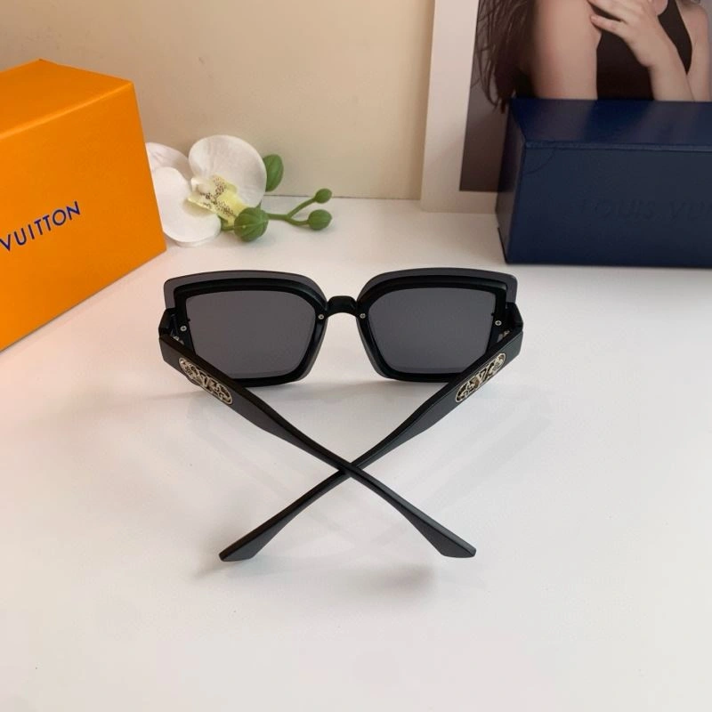 Louis Vuitton Sunglasses Minimalist 280664