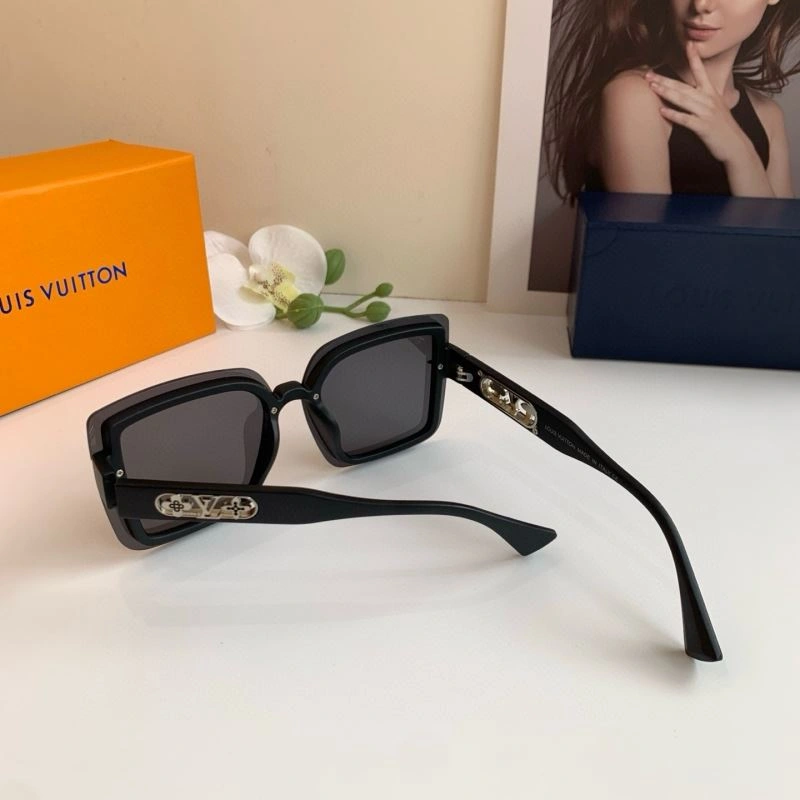 Louis Vuitton Sunglasses Minimalist 280664