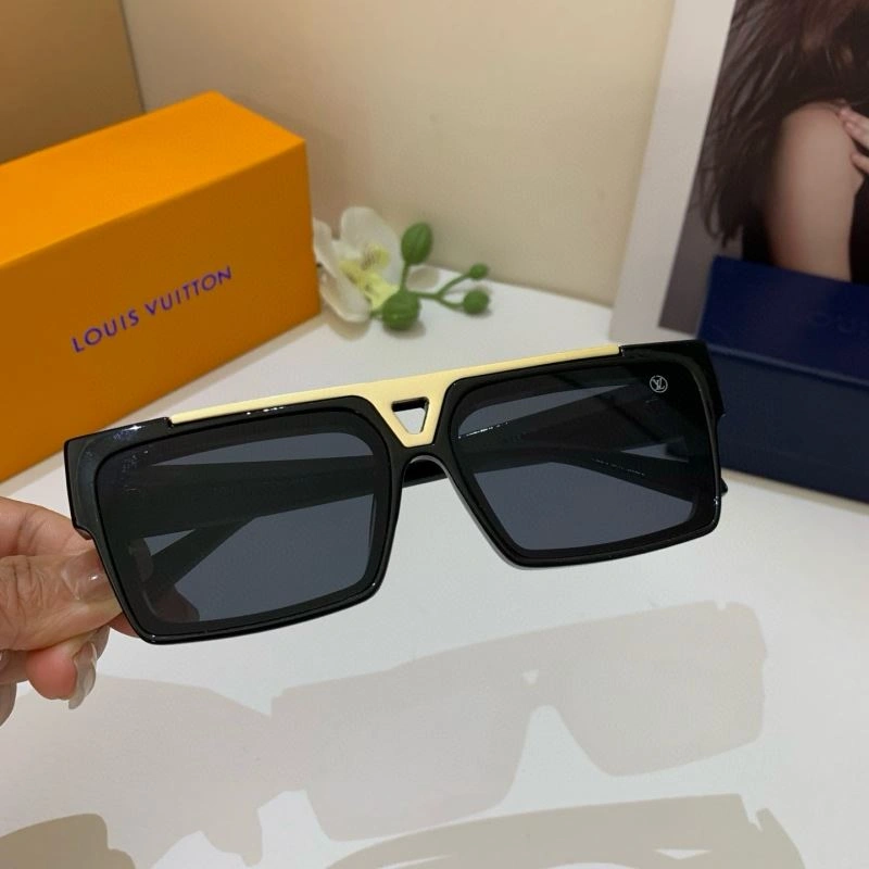 Louis Vuitton Sunglasses EasyCare 280643