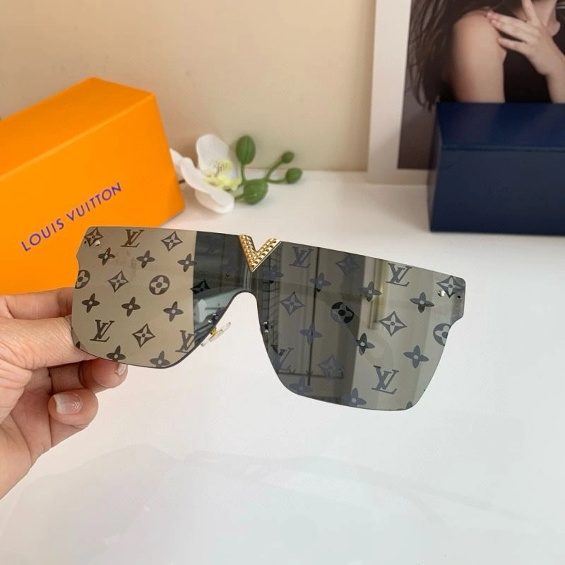 Thermal Louis Vuitton Sunglasses 280646
